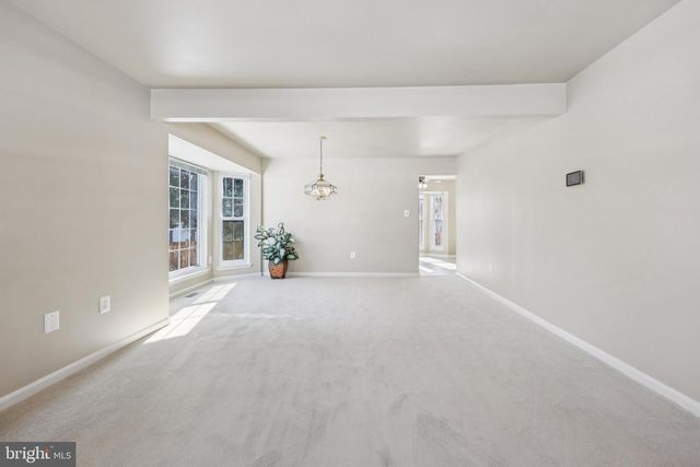 9395 CLOVERHILL CT, Manassas, VA 20110