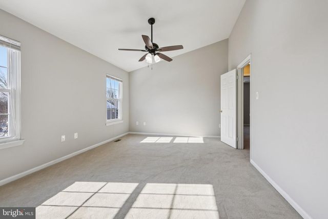 9395 CLOVERHILL CT, Manassas, VA 20110