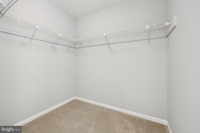 9395 CLOVERHILL CT, Manassas, VA 20110