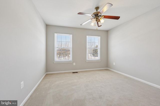 9395 CLOVERHILL CT, Manassas, VA 20110