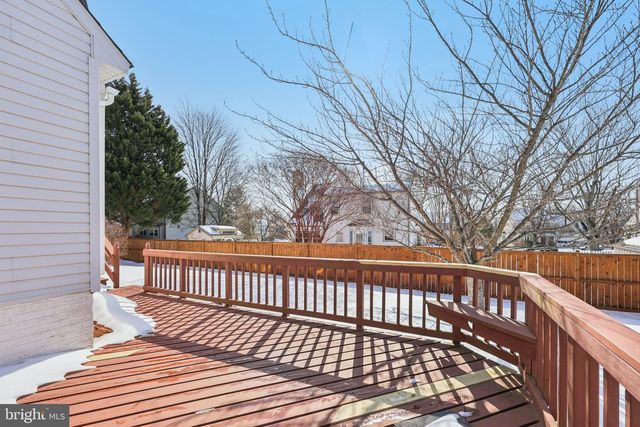 9395 CLOVERHILL CT, Manassas, VA 20110