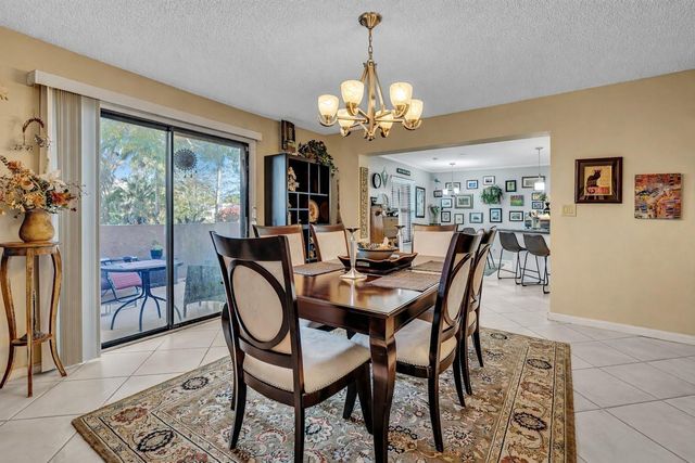 9050 Jacaranda Lane 3, Plantation, FL 33324