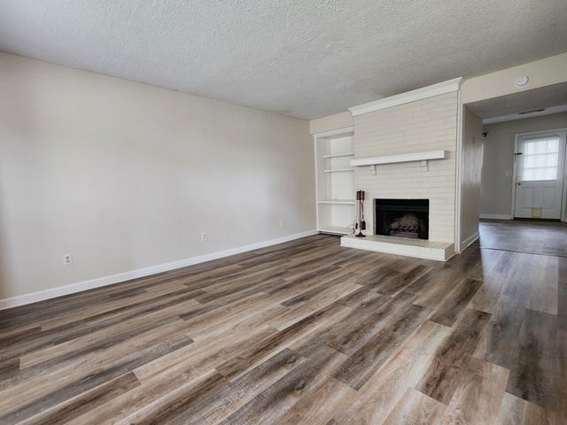 250 Sanders Ferry Rd Apt 49, Hendersonville, TN 37075