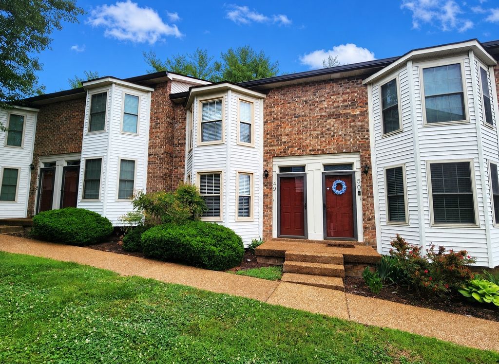 250 Sanders Ferry Rd Apt 49, Hendersonville, TN 37075
