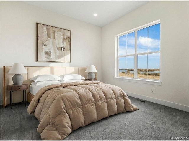 6638 S White Crow Ct, Aurora, CO 80016