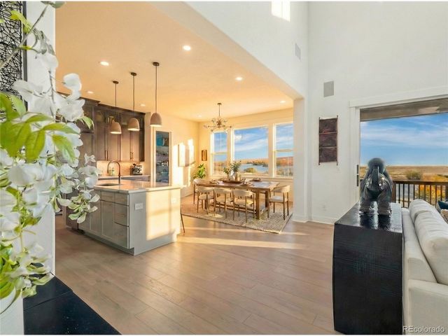 6638 S White Crow Ct, Aurora, CO 80016