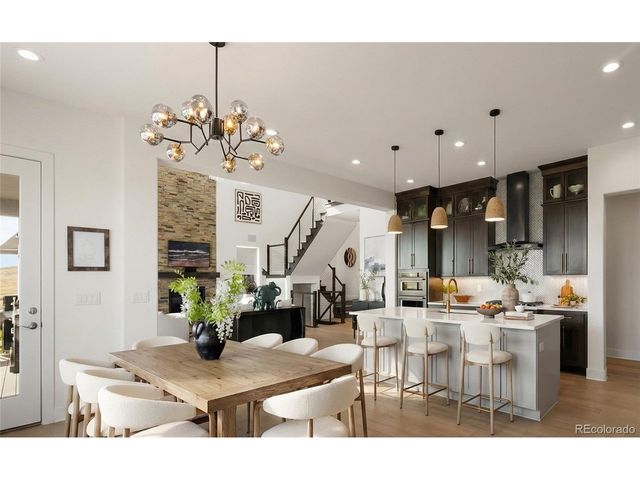 6638 S White Crow Ct, Aurora, CO 80016