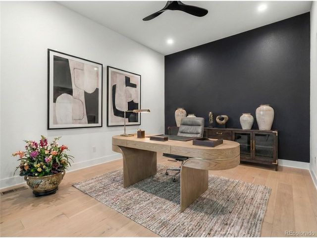 6638 S White Crow Ct, Aurora, CO 80016