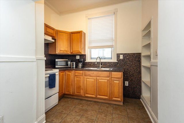 1462 CARR AVE, Memphis, TN 38104