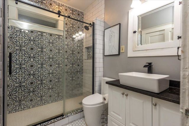 1462 CARR AVE, Memphis, TN 38104