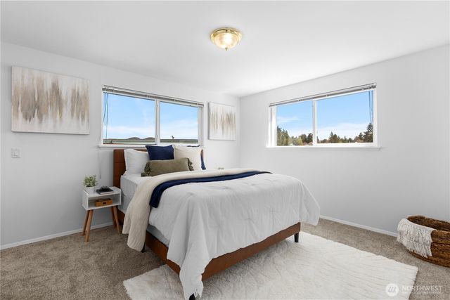 29915 2nd Avenue SW, Federal Way, WA 98023