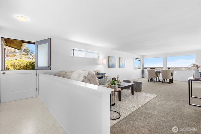 29915 2nd Avenue SW, Federal Way, WA 98023