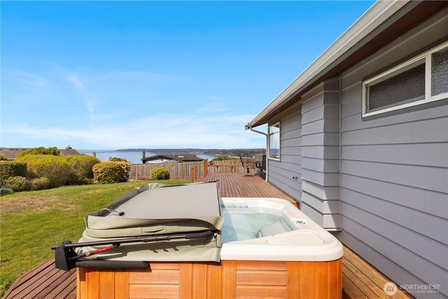 29915 2nd Avenue SW, Federal Way, WA 98023