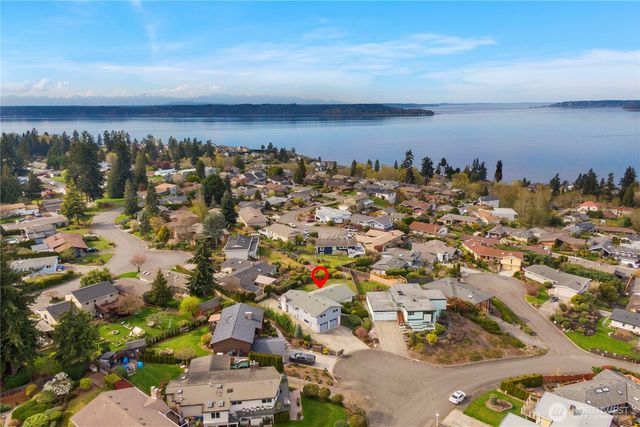 29915 2nd Avenue SW, Federal Way, WA 98023