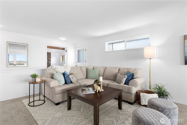 29915 2nd Avenue SW, Federal Way, WA 98023