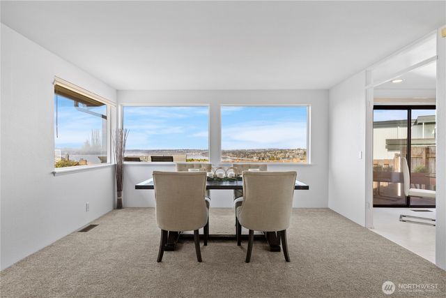 29915 2nd Avenue SW, Federal Way, WA 98023