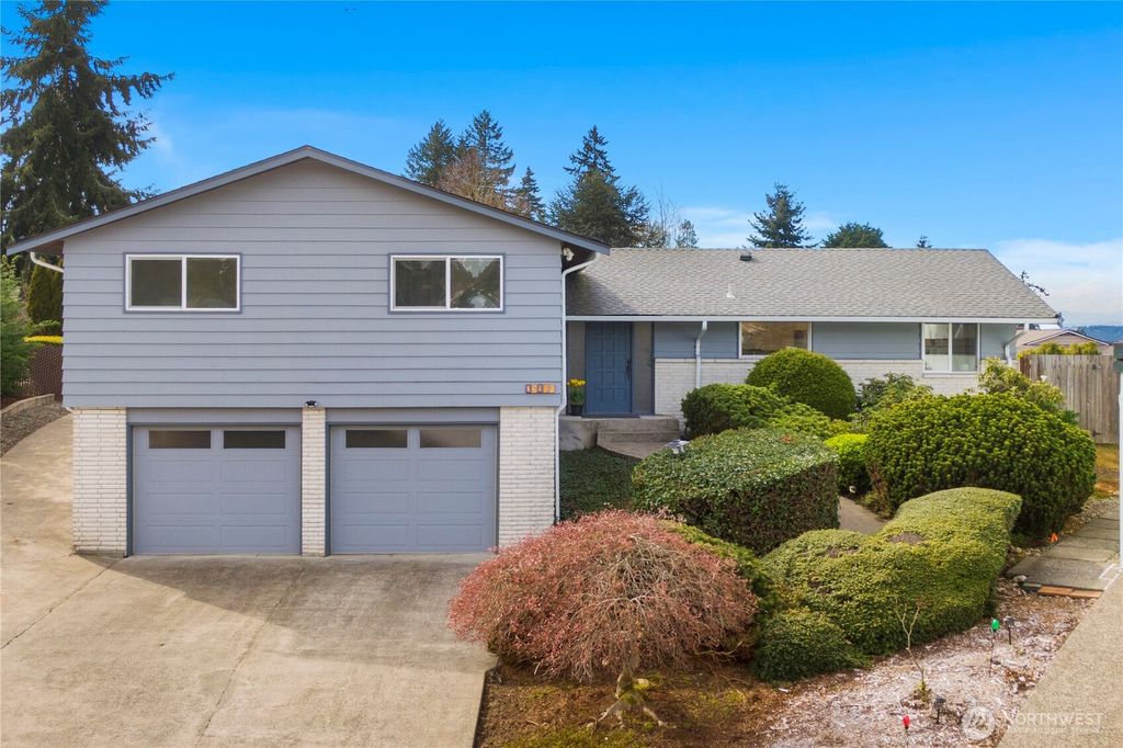 29915 2nd Avenue SW, Federal Way, WA 98023