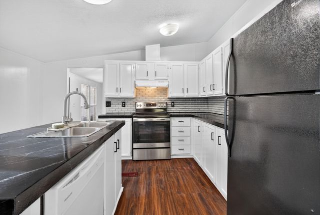 16547 Leafy Meadow Drive, Conroe, TX 77302