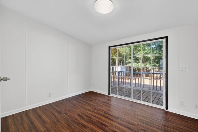 16547 Leafy Meadow Drive, Conroe, TX 77302