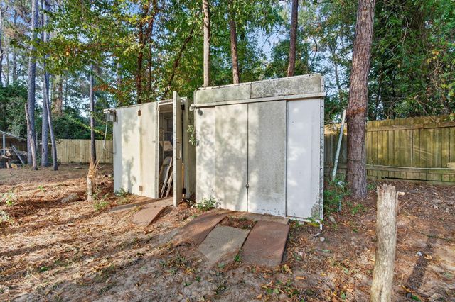 16547 Leafy Meadow Drive, Conroe, TX 77302