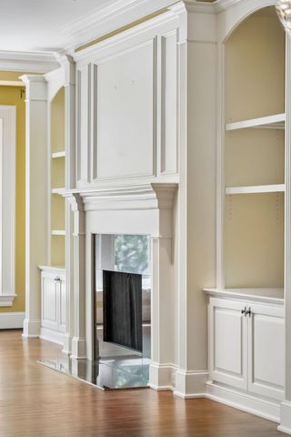 36 Prioleau O, Charleston, SC 29401