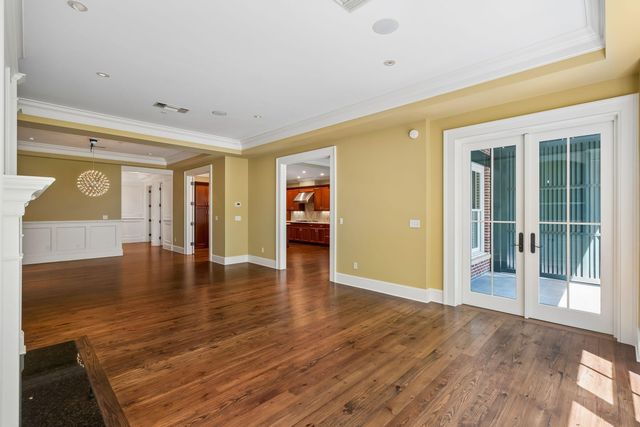 36 Prioleau O, Charleston, SC 29401