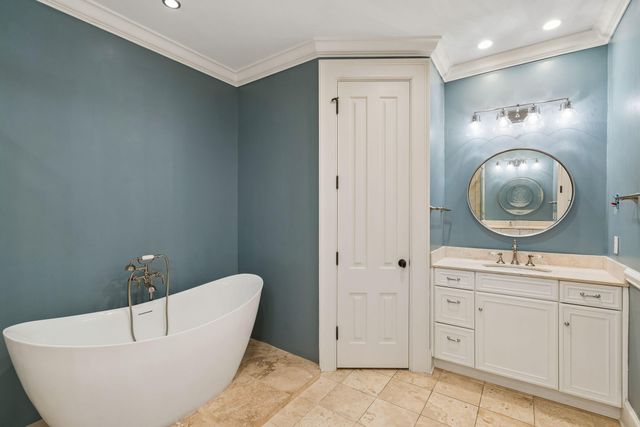 36 Prioleau O, Charleston, SC 29401