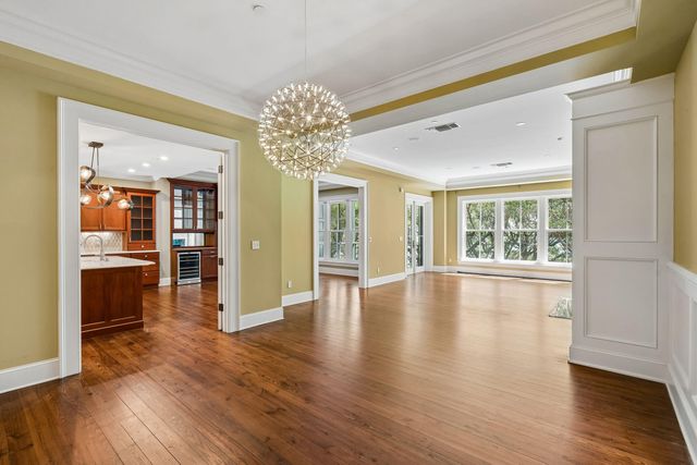 36 Prioleau O, Charleston, SC 29401