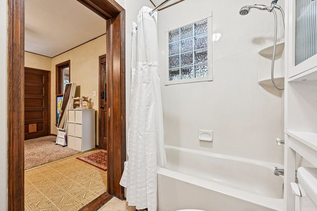 146 Westerfield Place, Grayslake, IL 60030