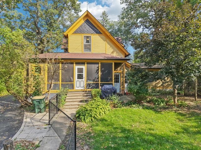 146 Westerfield Place, Grayslake, IL 60030