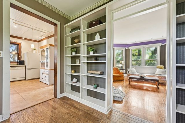 146 Westerfield Place, Grayslake, IL 60030