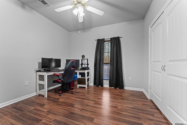 11328 Shelly St, St Amant, LA 70774