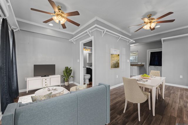 11328 Shelly St, St Amant, LA 70774