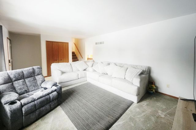 3093 Fairhaven Circle, Crown Point, IN 46307