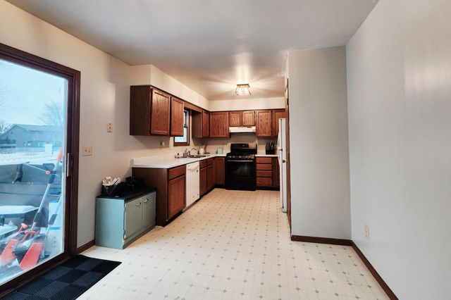 3093 Fairhaven Circle, Crown Point, IN 46307