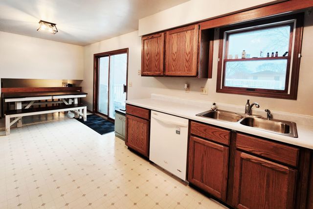 3093 Fairhaven Circle, Crown Point, IN 46307