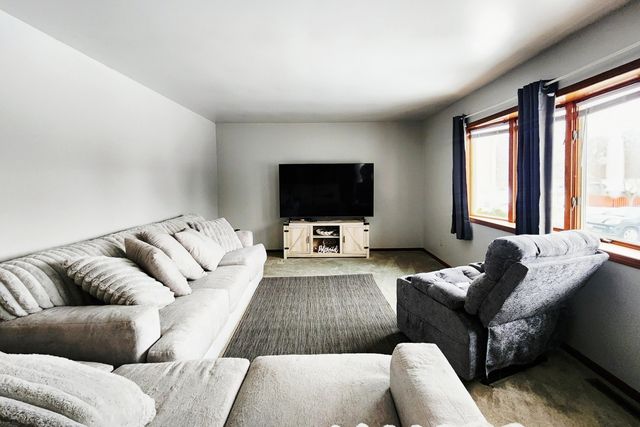 3093 Fairhaven Circle, Crown Point, IN 46307