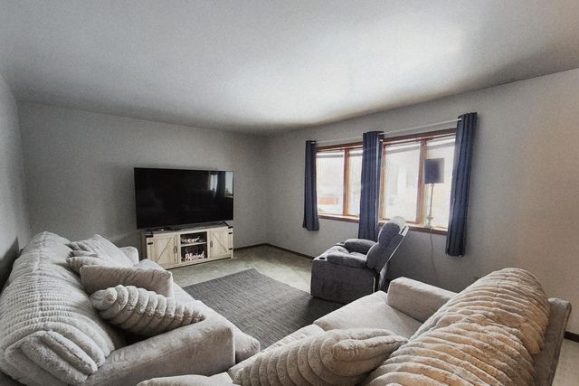 3093 Fairhaven Circle, Crown Point, IN 46307