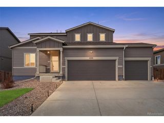 2359 Coyote Creek Dr, Fort Lupton, CO 80621