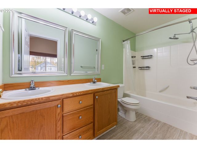 3077 Se TURNER CREEK Dr, Hillsboro, OR 97123