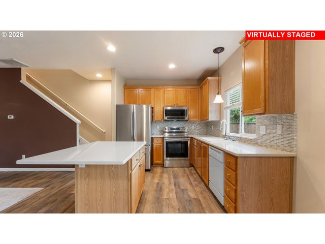 3077 Se TURNER CREEK Dr, Hillsboro, OR 97123