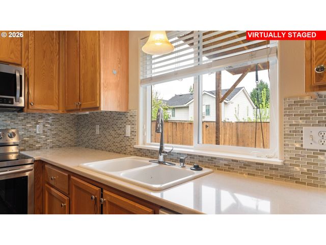 3077 Se TURNER CREEK Dr, Hillsboro, OR 97123