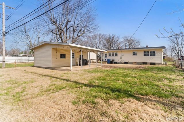 770 Kostka Lane, Florissant, MO 63031