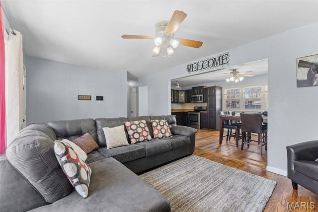 770 Kostka Lane, Florissant, MO 63031