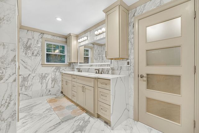 125 Union Street, Natick, MA 01760