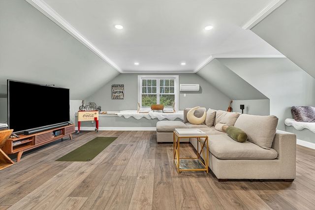 125 Union Street, Natick, MA 01760