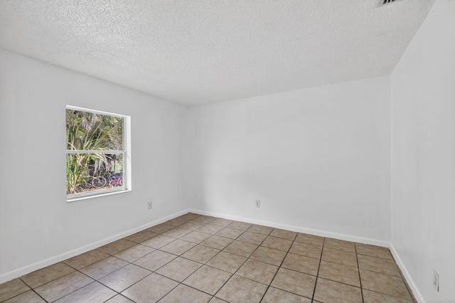 4817 Serafica Drive, Lake Worth, FL 33461
