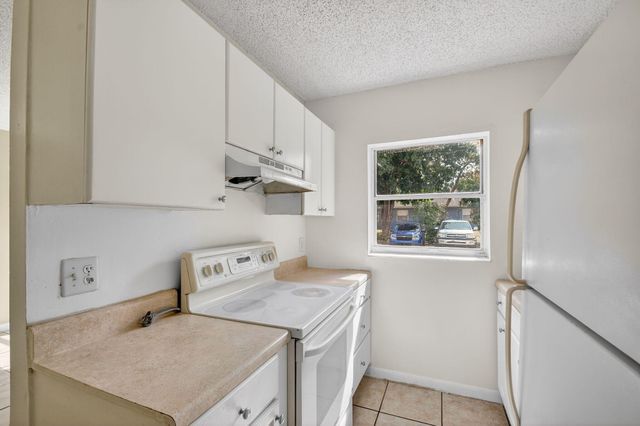 4817 Serafica Drive, Lake Worth, FL 33461