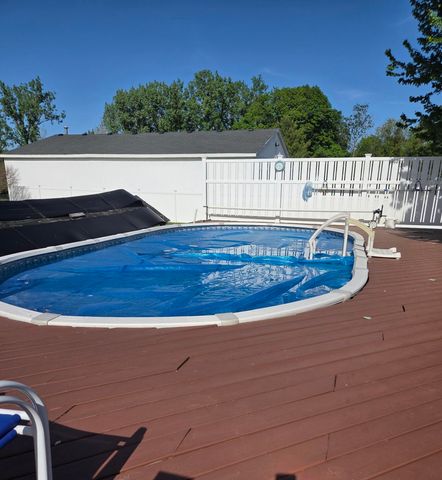 1213 Hayes Street, Tallmadge Twp, MI 49435