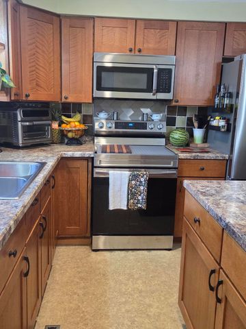 1213 Hayes Street, Tallmadge Twp, MI 49435